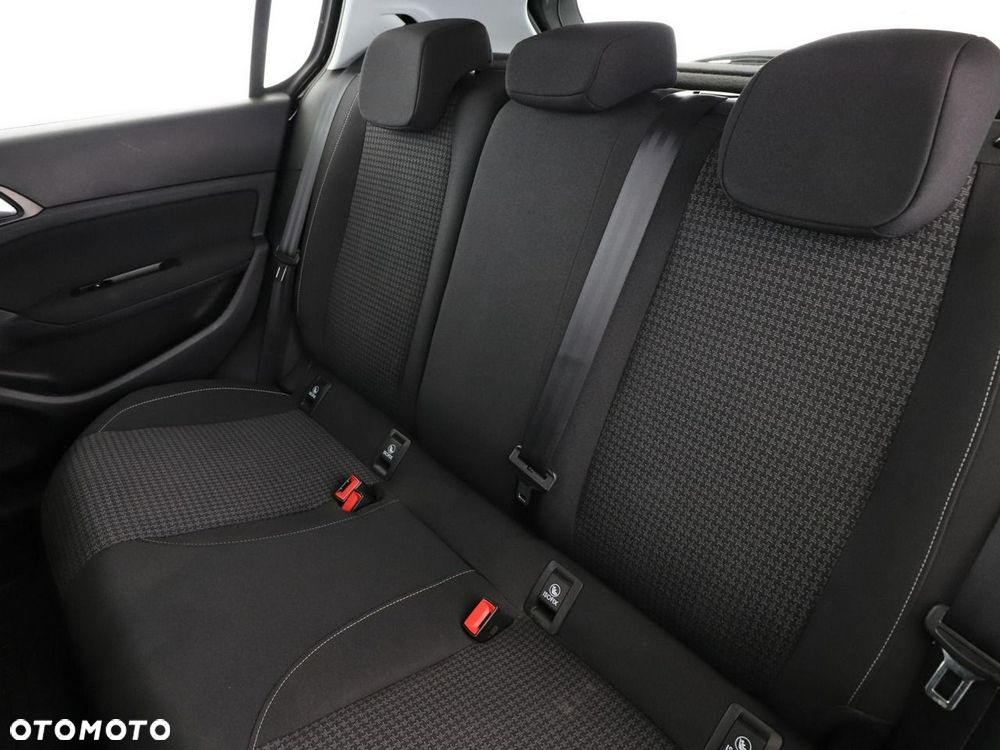 Peugeot 308 1.2 PureTech Active Pack S&S - 18