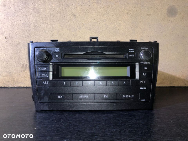 Radio CD Toyota Avensis T27