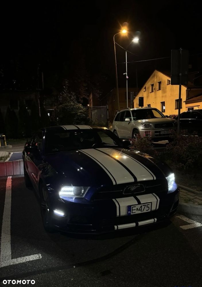 Ford Mustang 3.7 V6 - 1