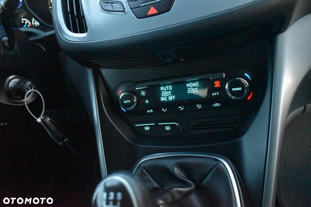 Ford C-MAX 1.6 Ti-VCT Champions Edition - 35