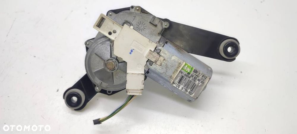 SILNICZEK WYCIERACZKI TYŁ TYLNEJ KLAPY BAGAŻNIKA PEUGEOT 206 PLUS - 1