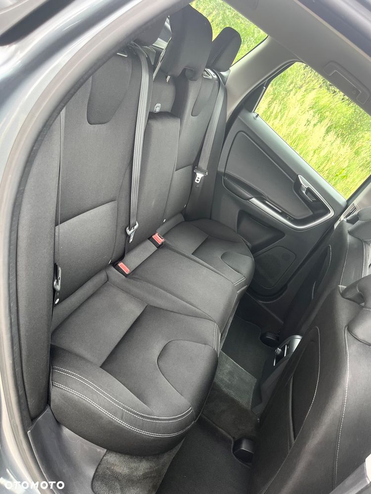 Volvo XC 60 D3 Kinetic - 19