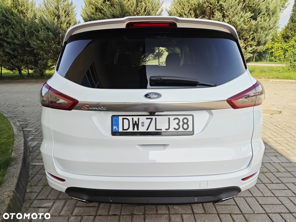 Ford S-Max - 10
