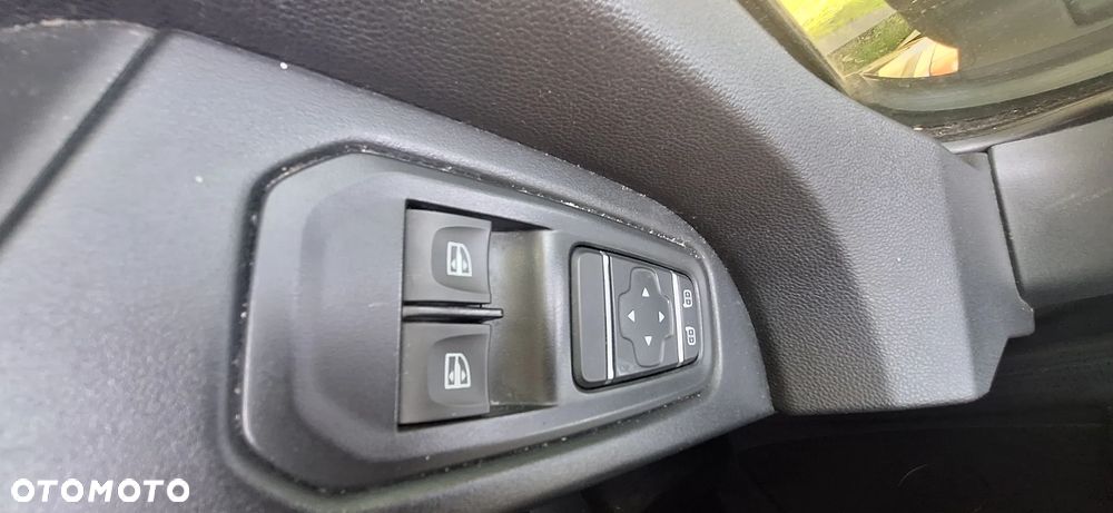 Renault Trafic 2.0 dCi L2H1 HD Extra (bryg.) - 22