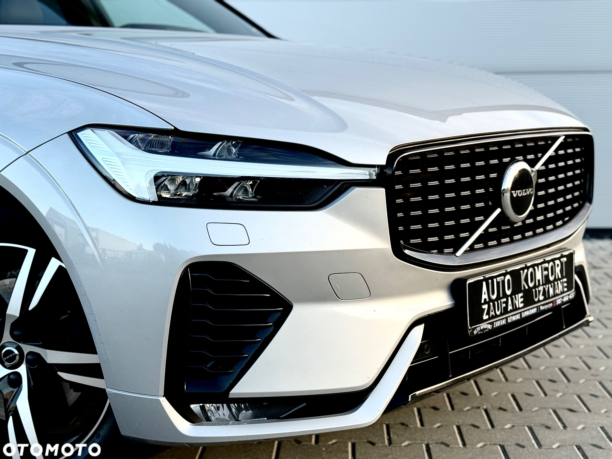 Volvo XC 60 B4 D AWD Geartronic RDesign - 12