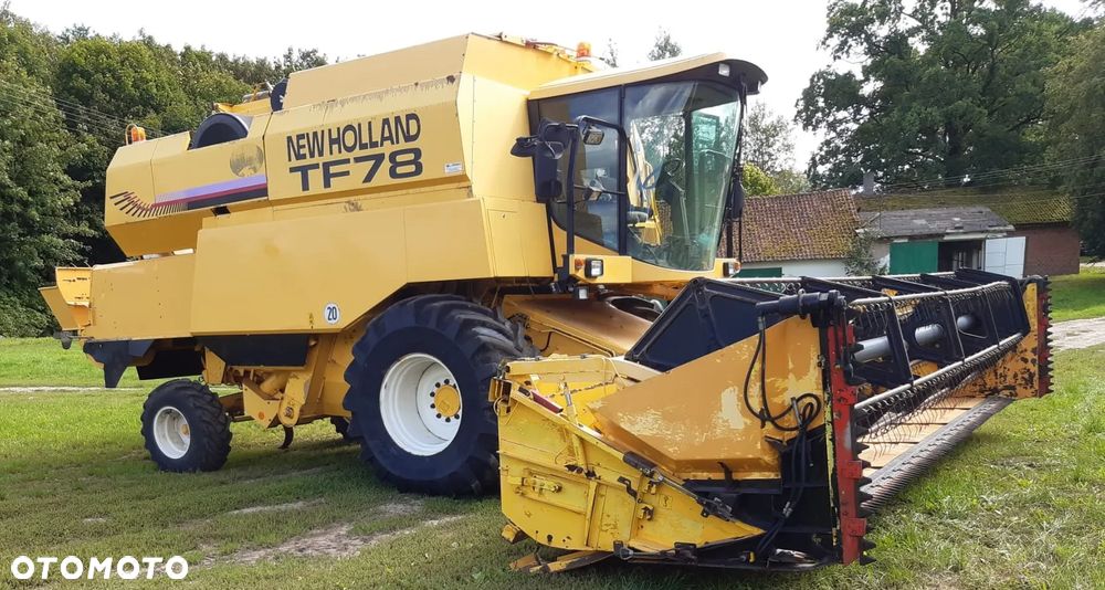 New Holland TF78 - 4