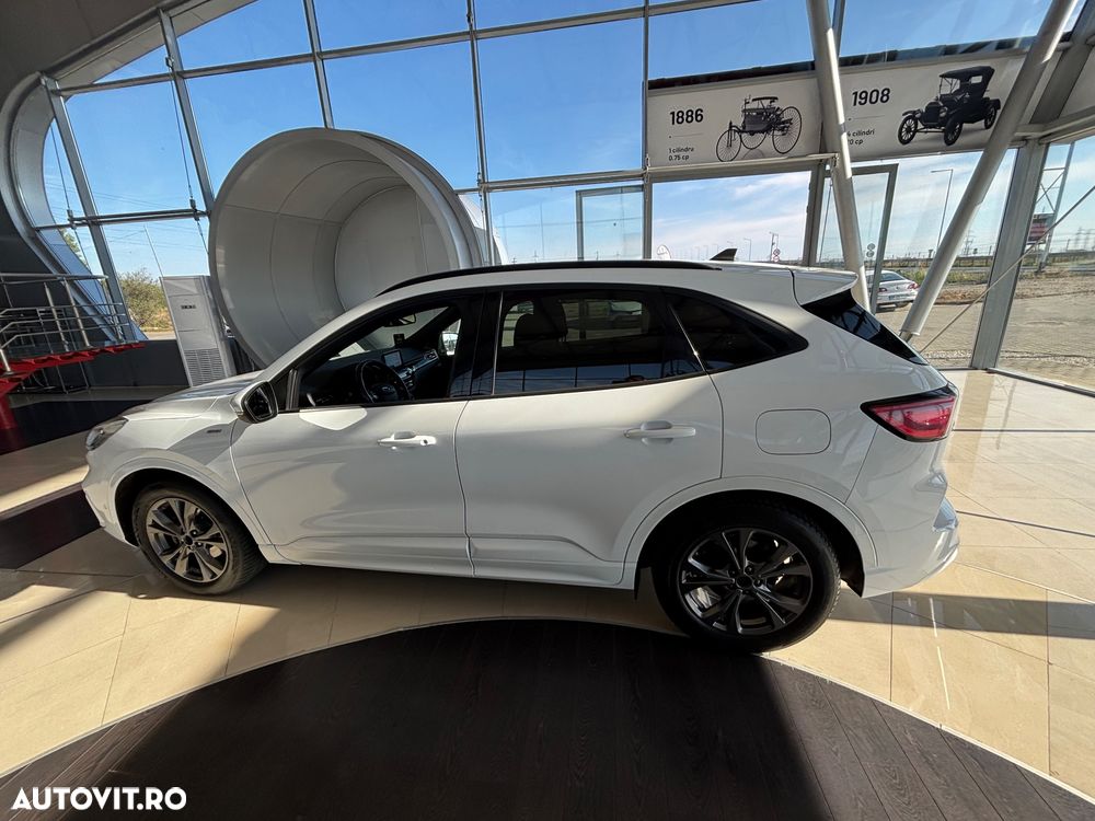 Ford Kuga - 10