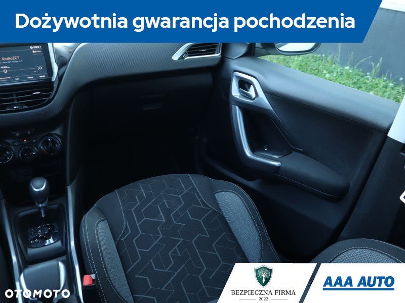 Peugeot 2008 - 10