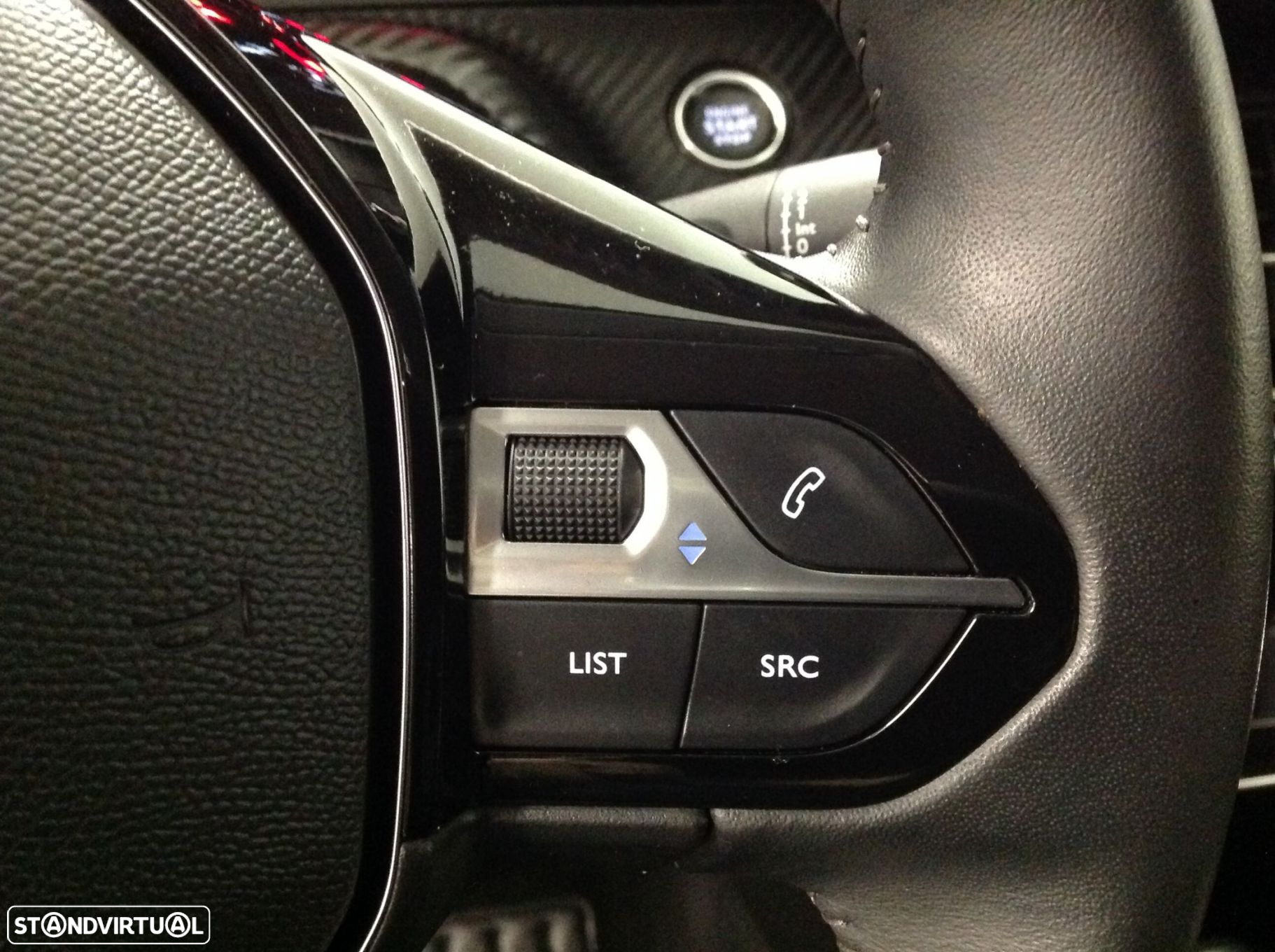 Peugeot 208 1.2 PureTech Allure - 45