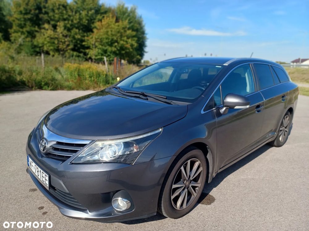 Toyota Avensis 1.8 Edition (2014) - 1