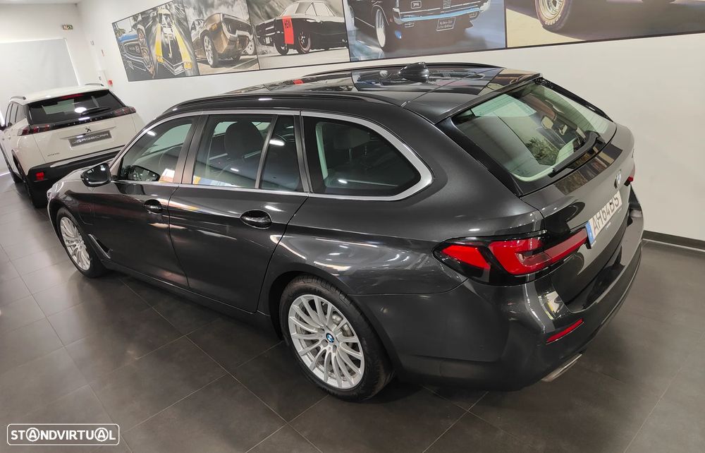 BMW 530 e iPerformance Line Luxury - 24