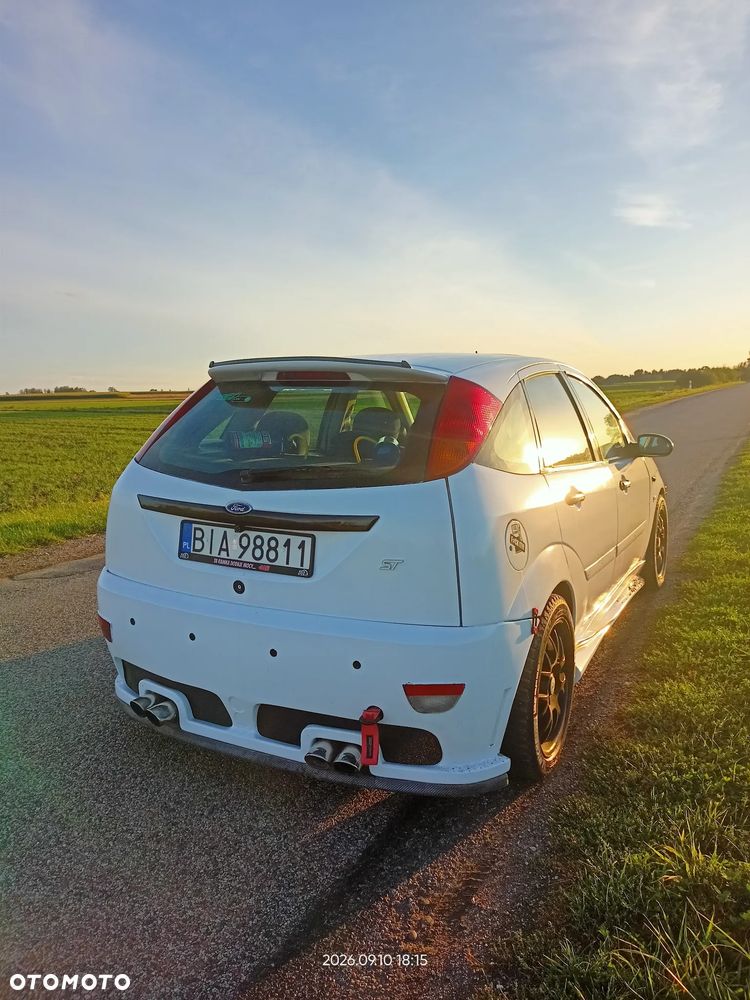 Ford Focus - 4