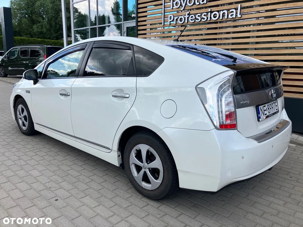 Toyota Prius (Hybrid) TEC-Edition - 4