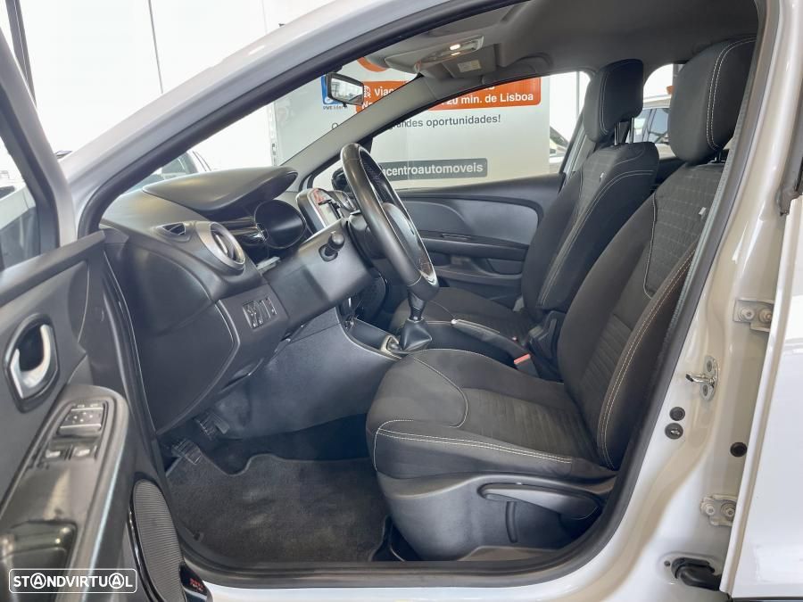 Renault Clio Sport Tourer 1.5 dCi Limited - 11