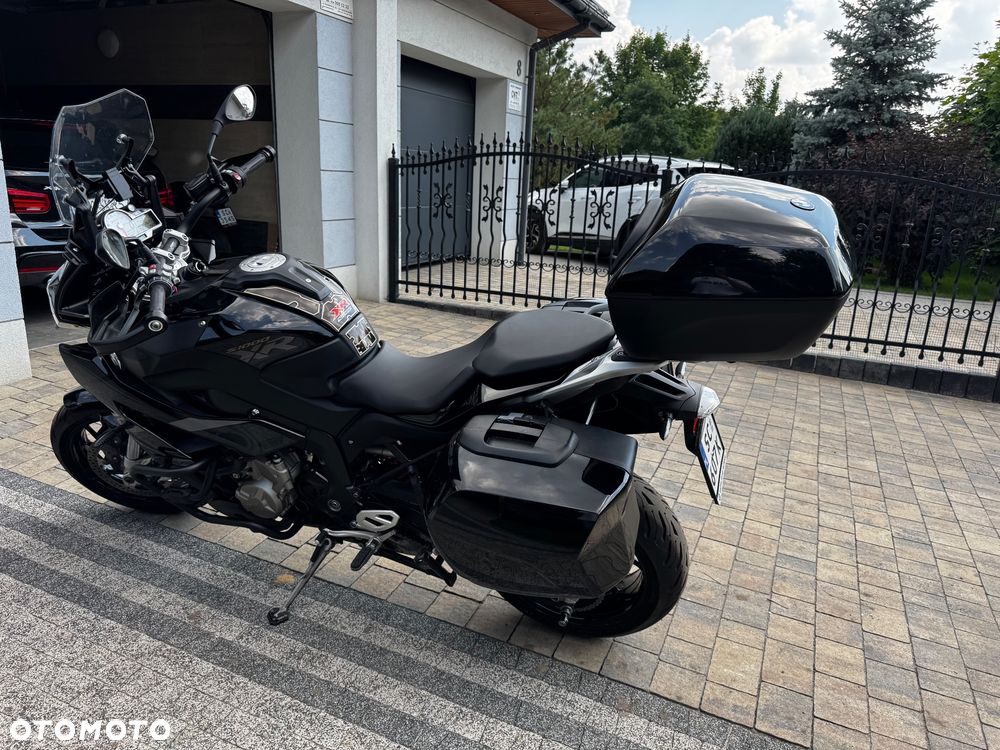 BMW XR - 10