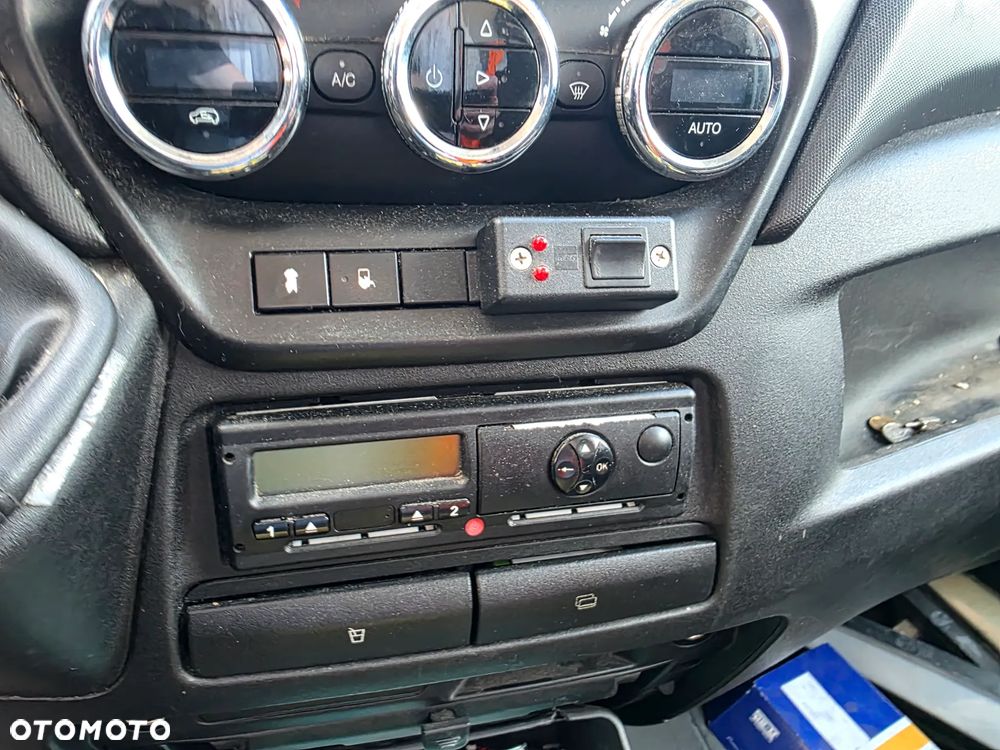 Iveco 70C17 - 15