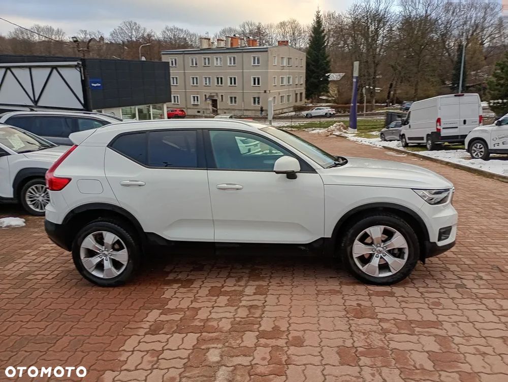 Volvo XC 40 - 5
