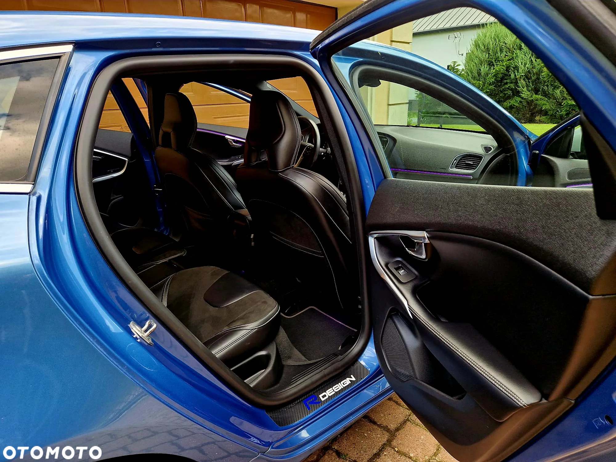 Volvo V40 D2 Drive-E R-Design Kinetic - 21