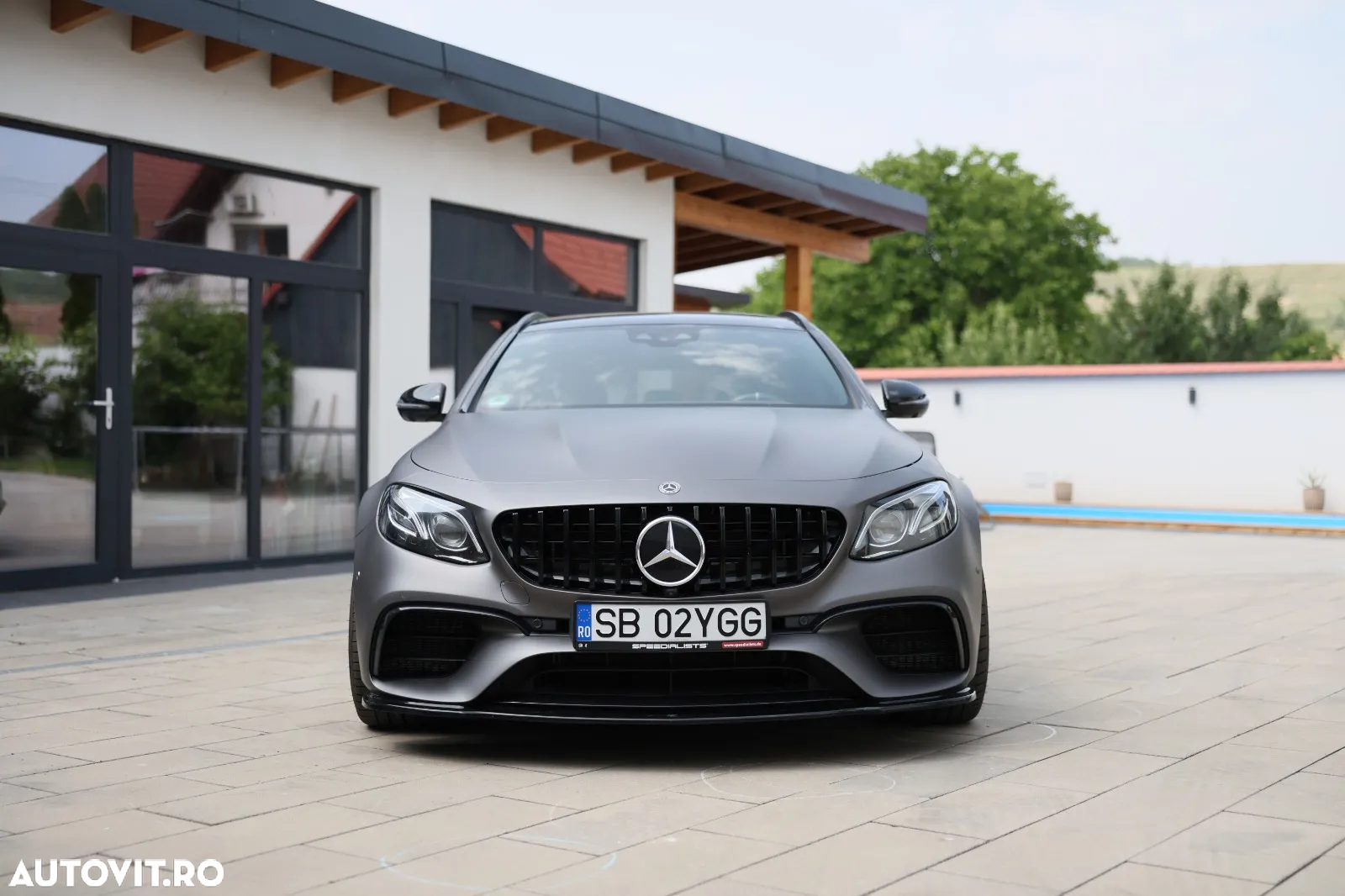 Mercedes-Benz E AMG 63 S 4Matic+ T 9G-TRONIC - 18