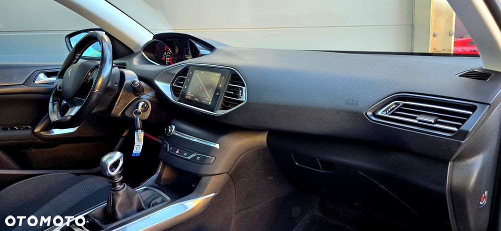 Peugeot 308 BlueHDi 130 Stop & Start Allure Pack - 15