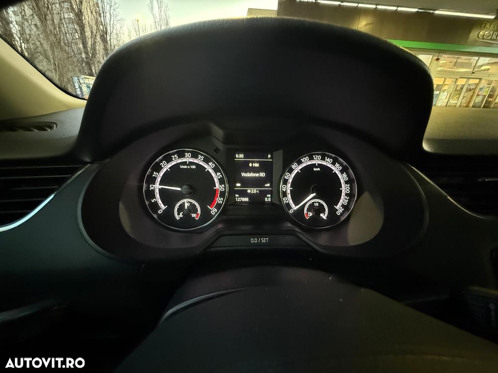 Skoda Octavia 1.6 TDI DSG Style - 13