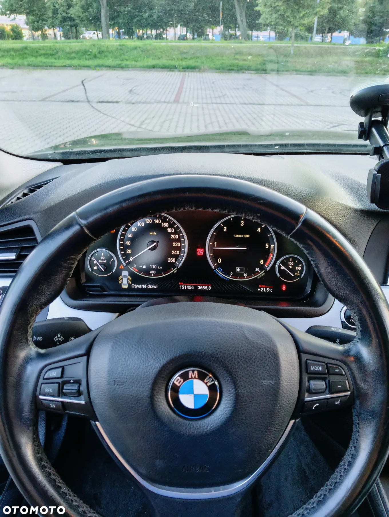 BMW Seria 5 520d Luxury Line - 9