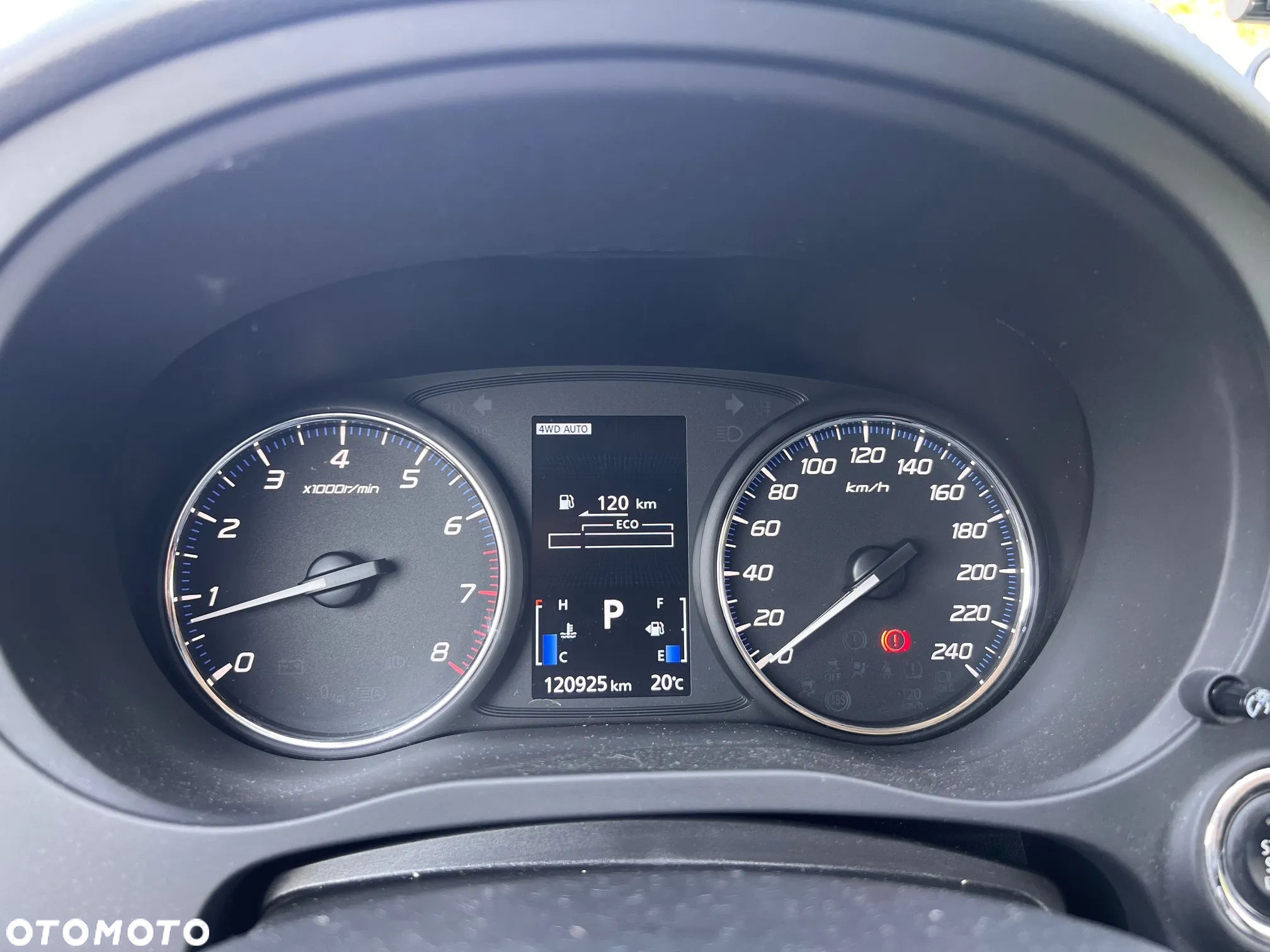 Mitsubishi Outlander 2.0 Intense Comfort 4WD CVT - 8