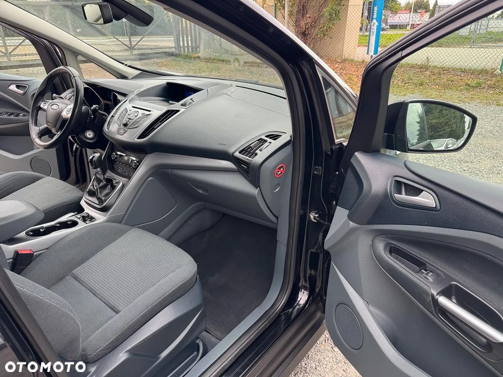 Ford Grand C-MAX 1.6 Titanium - 32
