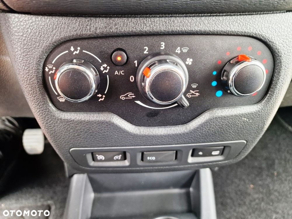 Dacia Lodgy TCe 115 Stepway - 37
