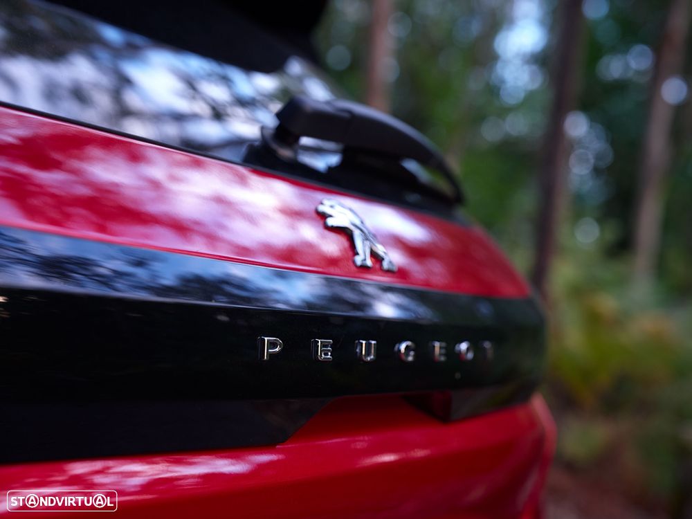 Peugeot 208 1.2 PureTech GT Line - 8