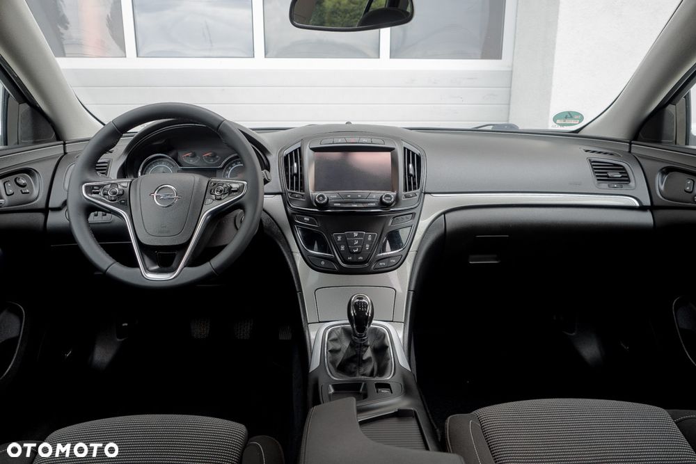 Opel Insignia 1.4 T Cosmo S&S - 37