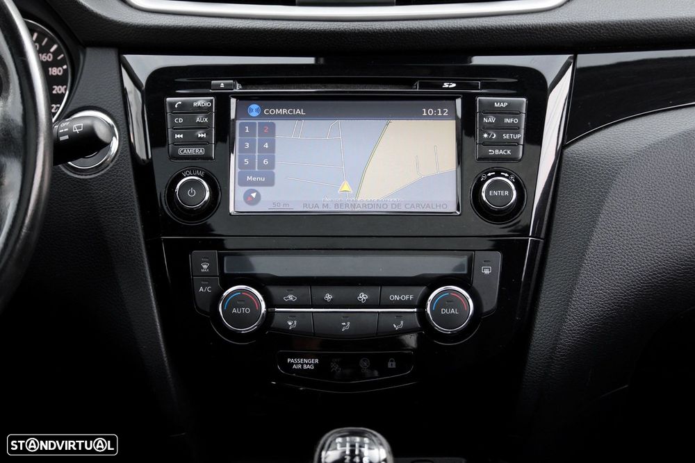 Nissan Qashqai 1.5 dCi Tekna Premium - 17