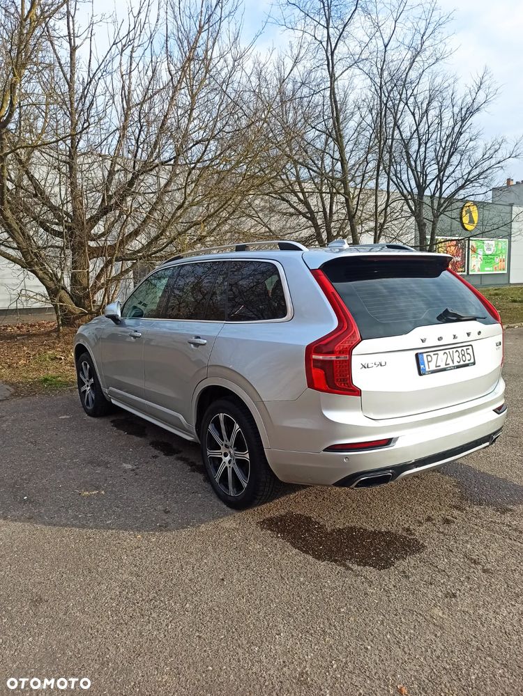 Volvo XC 90 T6 AWD Momentum 7os - 24