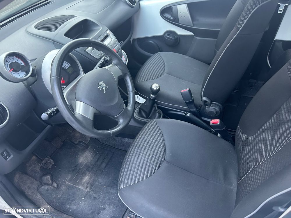 Peugeot 107 1.0 Active - 10