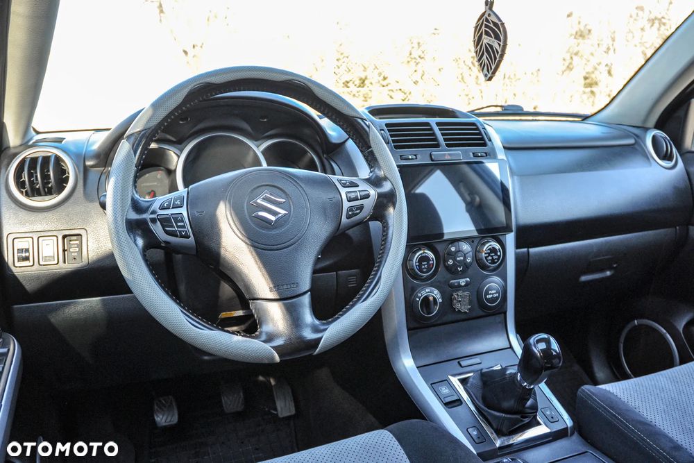 Suzuki Grand Vitara - 9