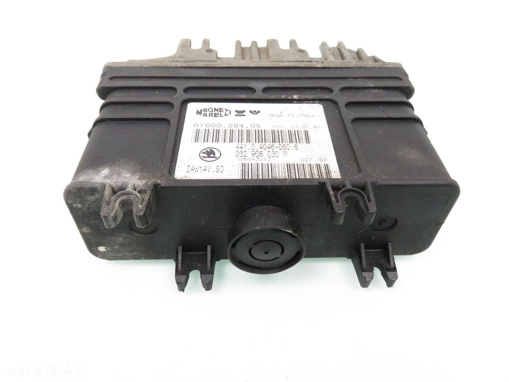 STEROWNIK SKODA FELICIA I 1.6 032906030M IAW1AVS0 - 3