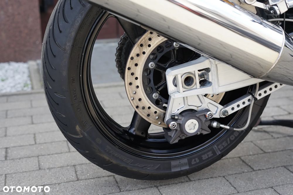 Yamaha XJR - 8