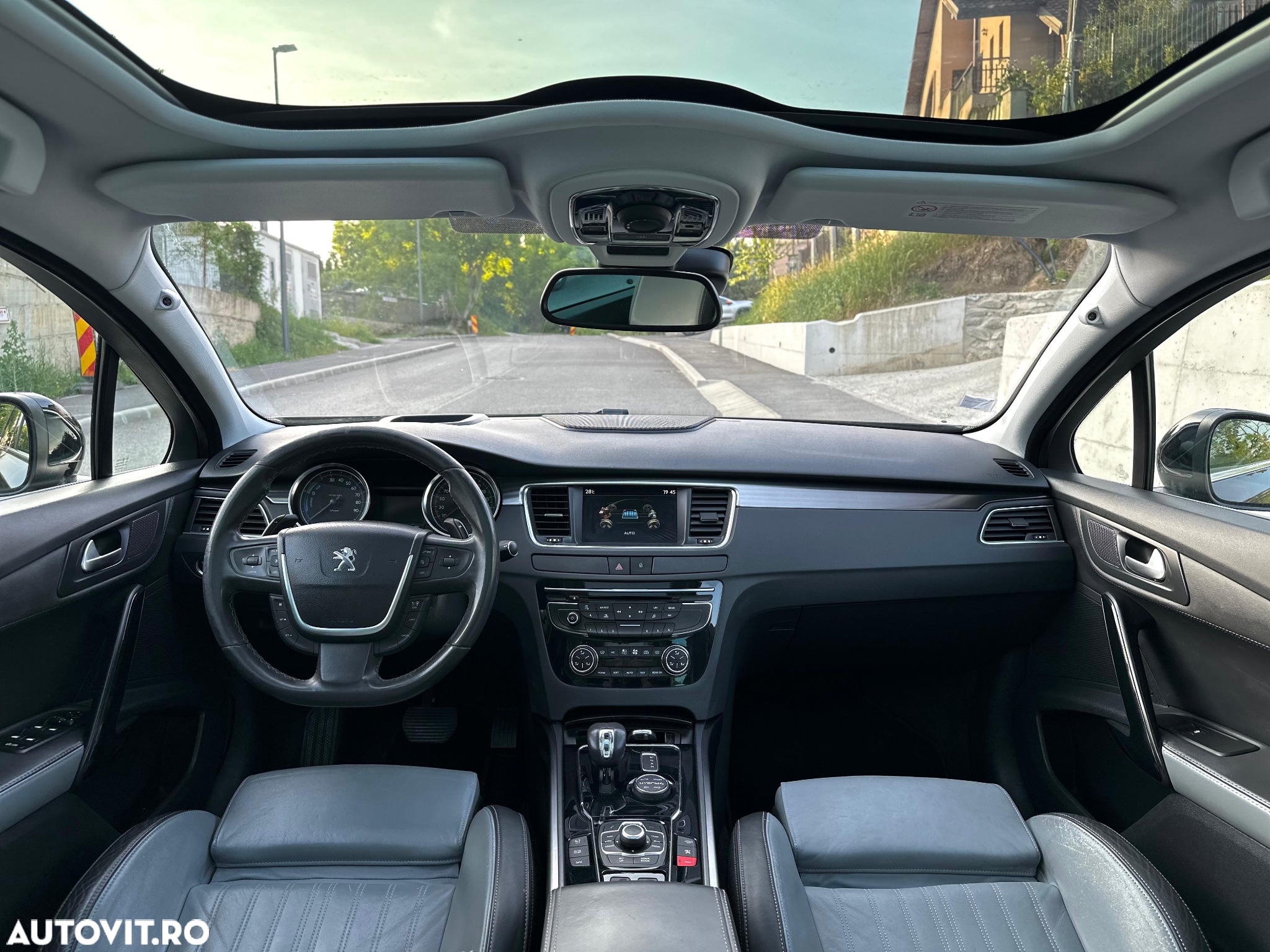 Peugeot 508 RXH Hybrid4 - 7