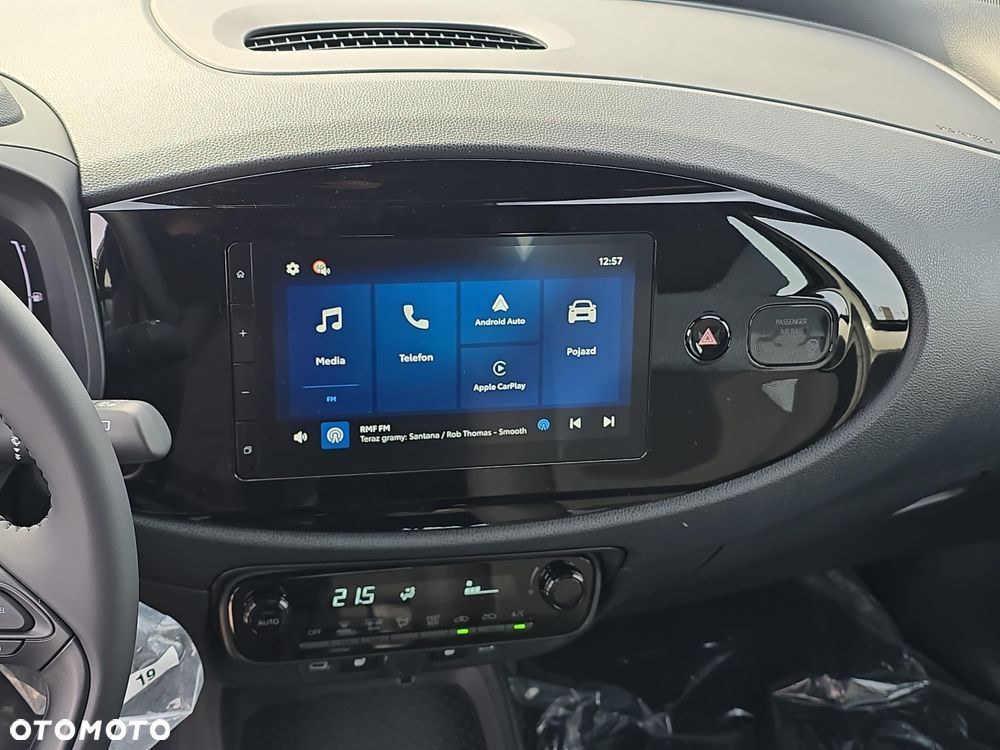 Toyota Aygo X Hybrid 1.5 Comfort e-CVT - 17