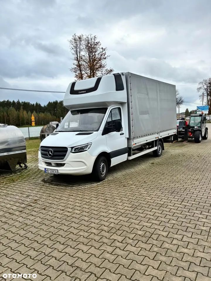 Mercedes-Benz 319 - 3