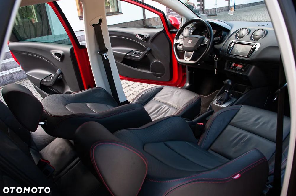 Seat Ibiza ST 1.4 TSI DSG FR - 28