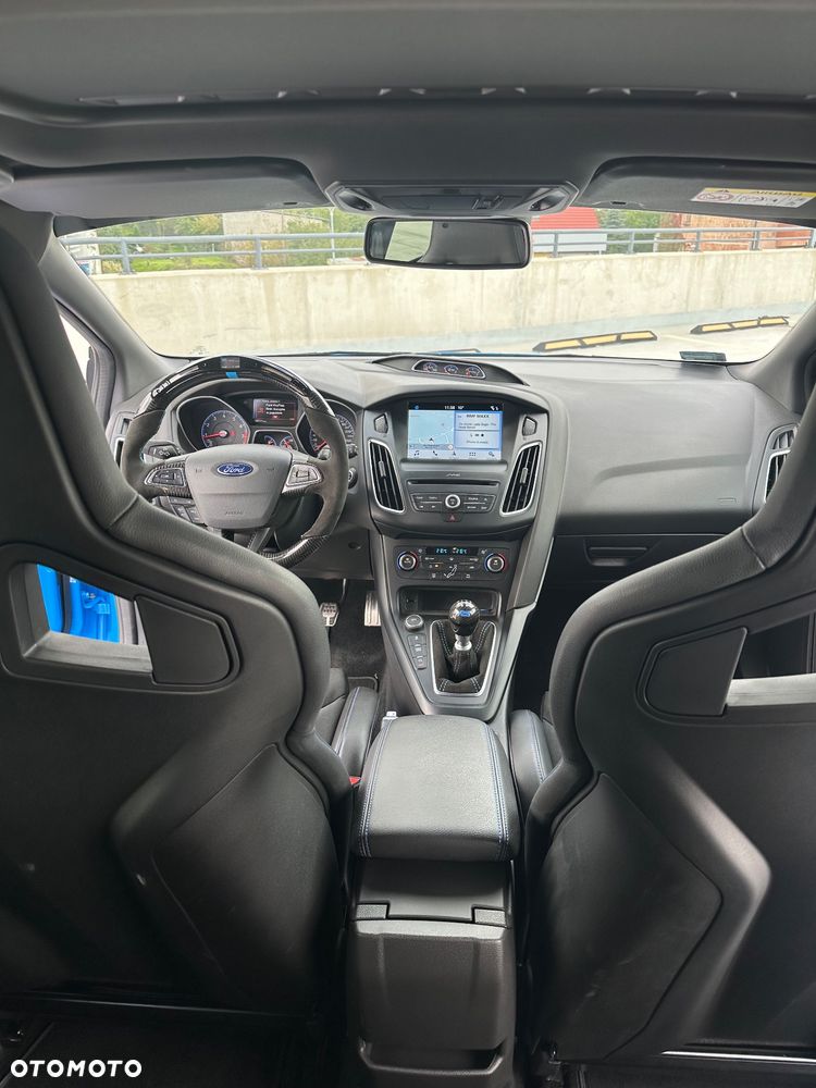 Ford Focus 2.3 EcoBoost RS - 14