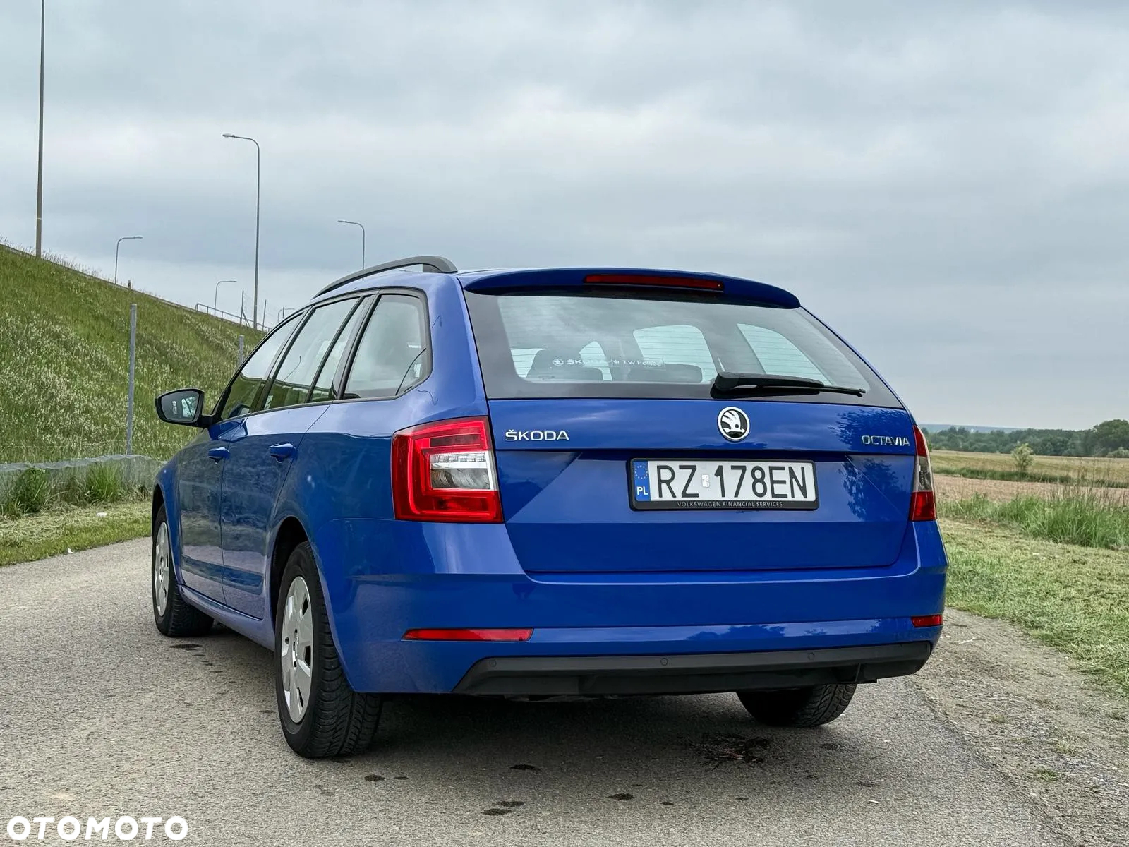 Skoda Octavia 1.6 TDI Active - 10