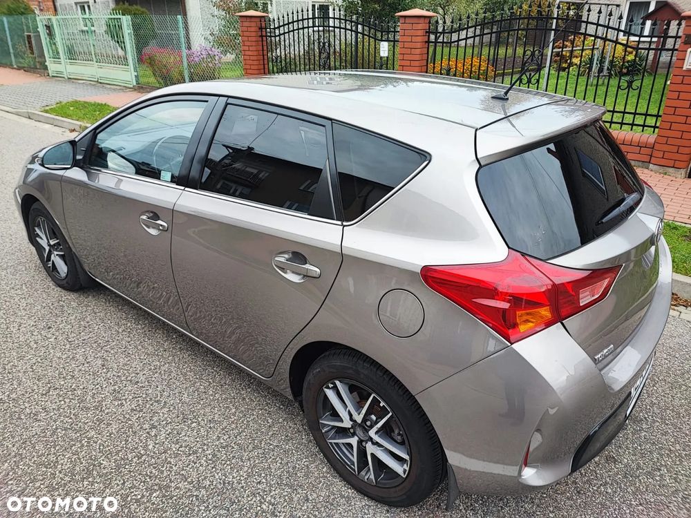 Toyota Auris - 20