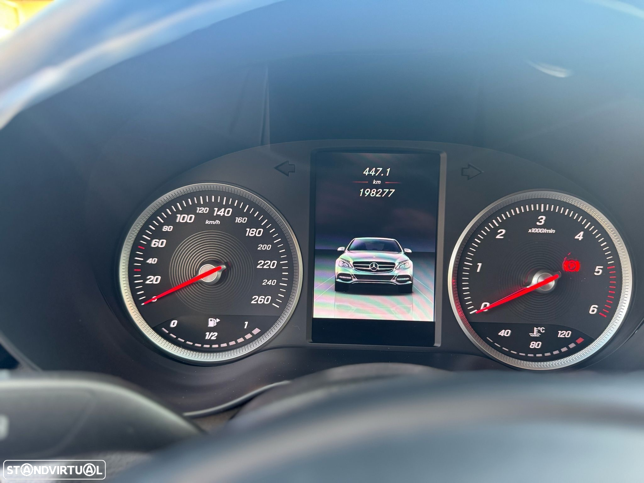 Mercedes-Benz C 180 BlueTEC AMG Line - 16