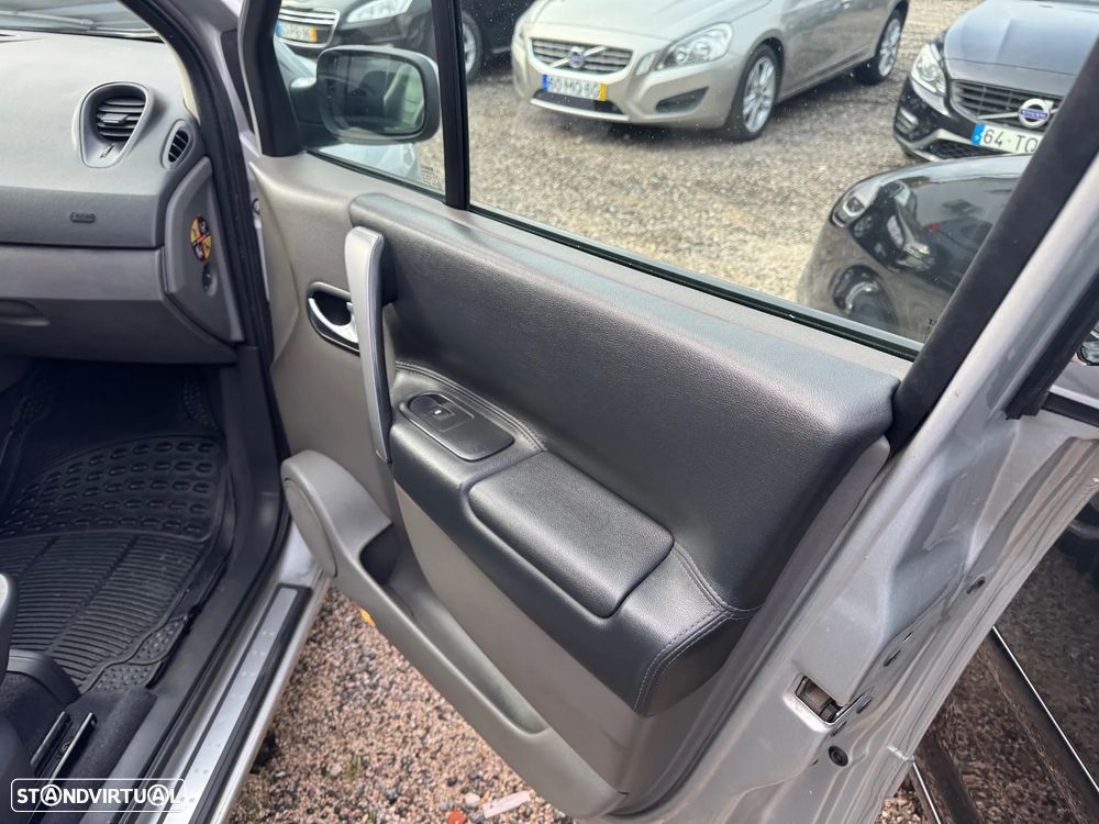 Renault Scénic 1.5 dCi Confort - 7
