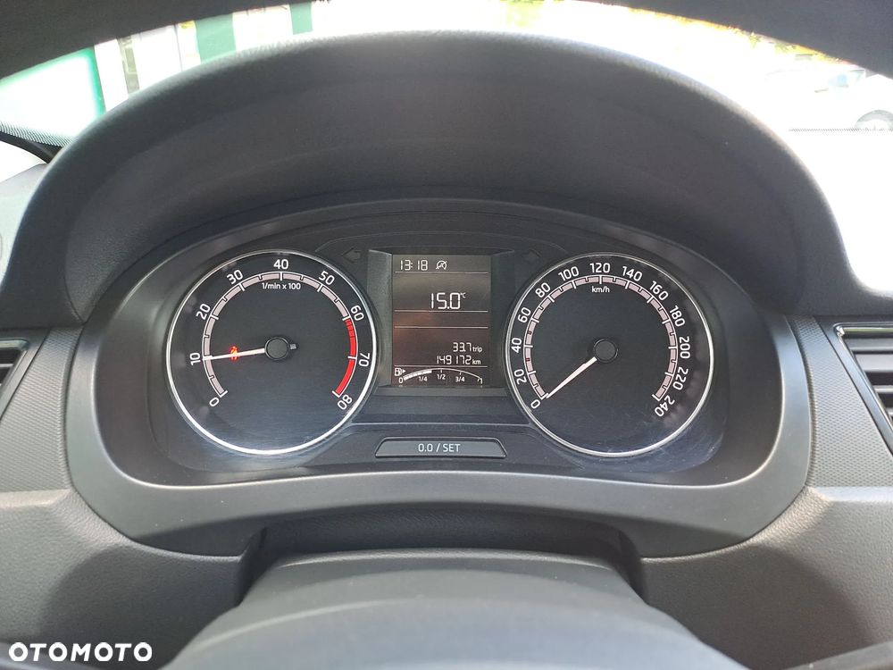 Skoda RAPID 1.0 TSI Active - 16