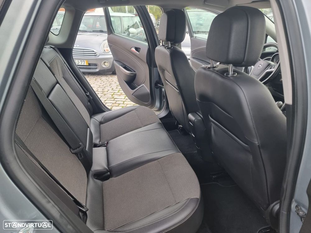 Opel Astra 2.0 CDTi Cosmo - 13