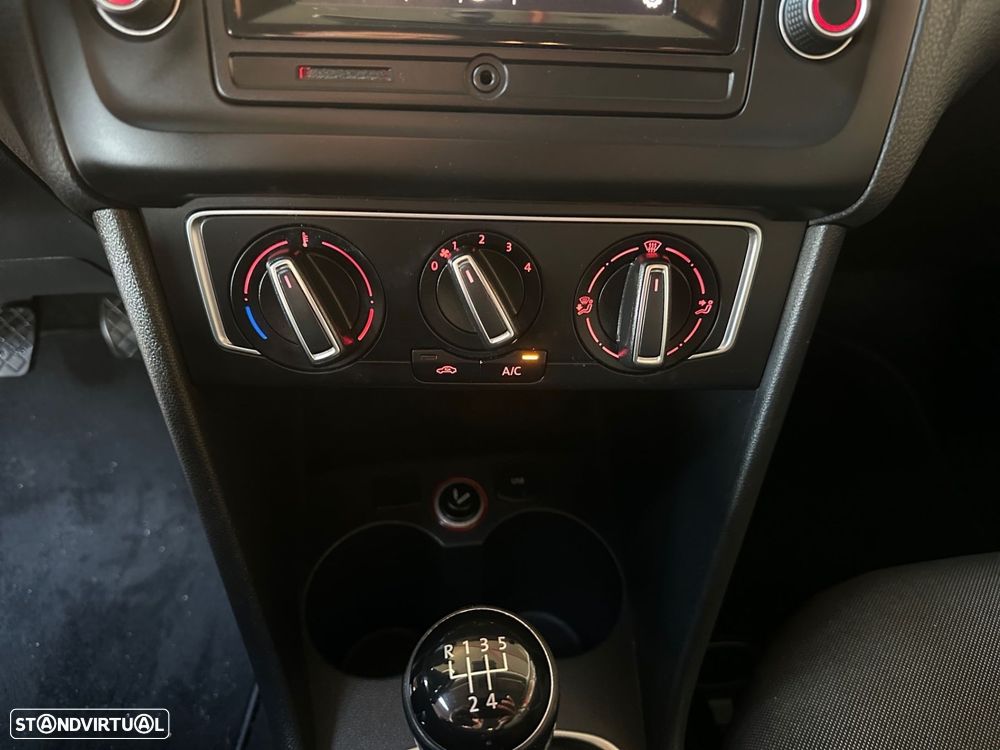 VW Polo 1.4 TDi Connect - 9