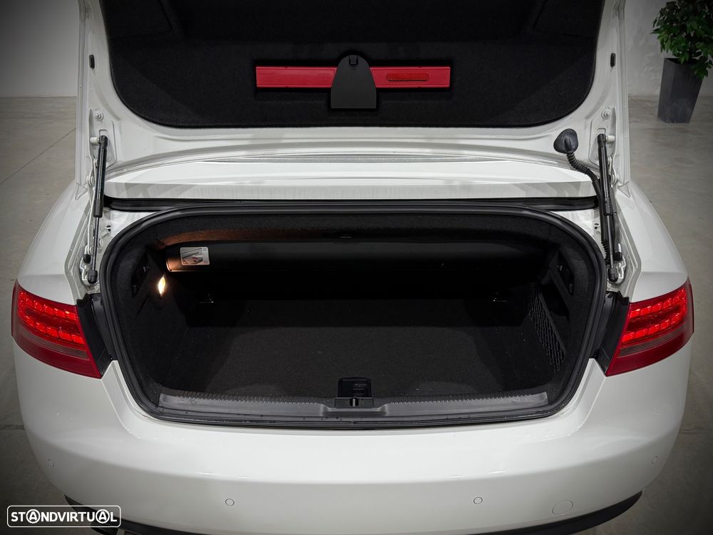 Audi A5 Cabrio 2.0 TDi - 37